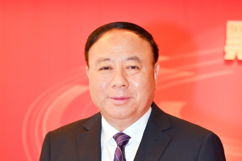 全国人大代表李寅2025年提案--关于推动分布式电源高质量、有序发展，助力“双碳”目标实现的建议